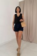 Siyah Sıfır Kol Brode Bluz resmi