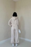Bej Kapüşonlu Sweatshirt Ve Kargo Pantolon Takım resmi