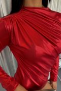 PARLAK OMUZ DRAPELİ BODYSUİT - Kırmızı resmi