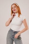 Boğazlı Parlak Kumaş Beyaz Crop resmi