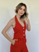 Kırmızı Yelek Ve Pantolon Takım resmi