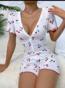 Kadın Göğüs Dekolteli Pinterest Kiraz Desen Full Likralı şort Tulum resmi