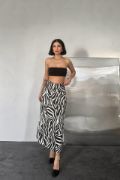 Siyah Saten Lastikli Etek resmi