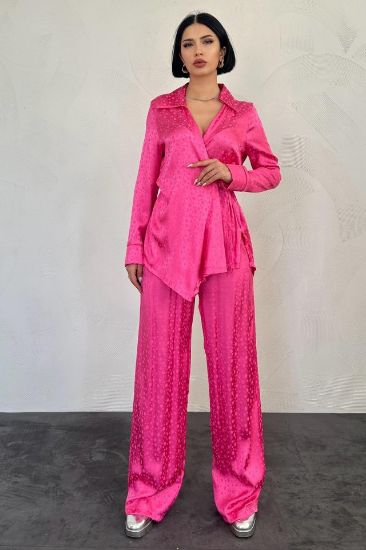 Pembe Jakarlı Biye Takım resmi