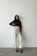 CHANEL PANTOLON YAN BİYELİ - Beyaz resmi