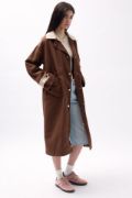 Yaka Detaylı Oversize Trençkot resmi