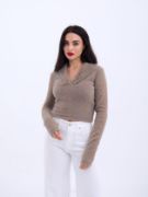 42531 TRİKO SİMLİ YAKALI CROP-KAHVE resmi