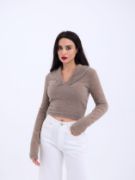 42531 TRİKO SİMLİ YAKALI CROP-KAHVE resmi