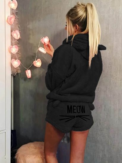 Kadın Uzun Kollu Meow Kedi Nakışlı Kapşonlu Peluş Sweat Ve Short Ikili Takım resmi