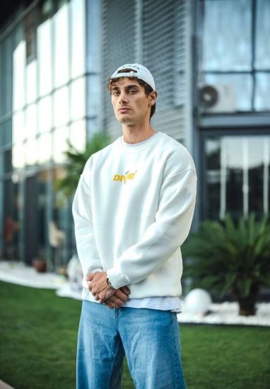 Kışlık Bisiklet Yaka Baskılı SweatShirt - Beyaz resmi