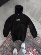 Uzun Kol Kapşonlu Göğüs Baskılı SweatShirt - Siyah resmi