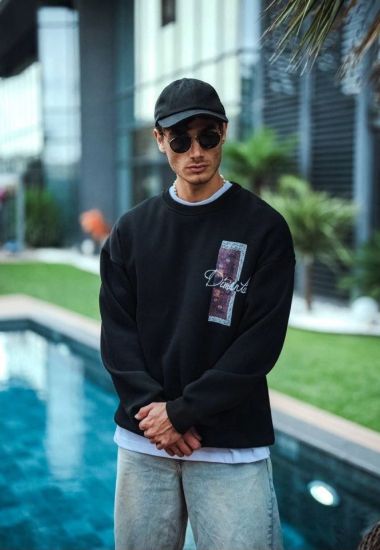 Uzun Kol Bisiklet Yaka Ön Ve Arka Baskılı SweatShirt - Siyah resmi