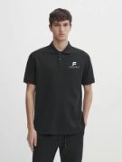 Yakası Düğmeli Yakalı Pike Baskılı T-Shirt - Beyaz resmi