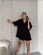 Unisex Yarım Fermuarlı Düz Oversize T-Shirt - Siyah resmi
