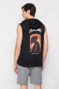Unisex Kapşonlu Kolsuz Baskılı Oversize T-shirt - Siyah resmi