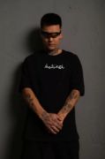 Erkek Bisiklet Yakalı Sırt Baskılı Oversize T-Shirt - Siyah resmi