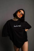 Bisiklet Yakalı Sırt Baskılı Oversize T-Shirt - Siyah resmi